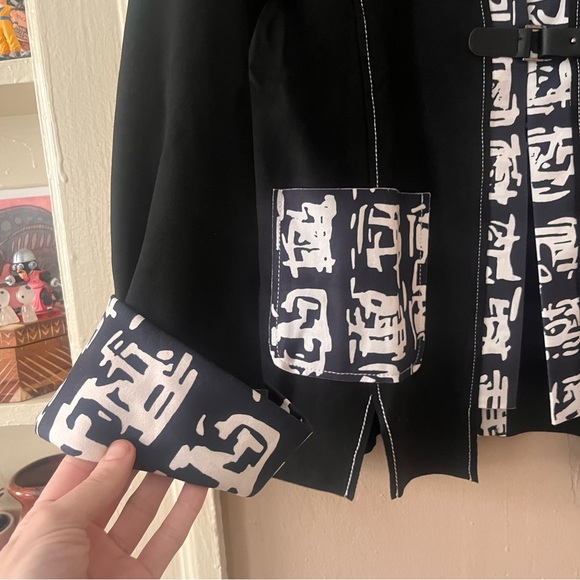 🏷️🆕🎉 totw • black & white soft suede abstract statement jacket - Picture 6 of 16